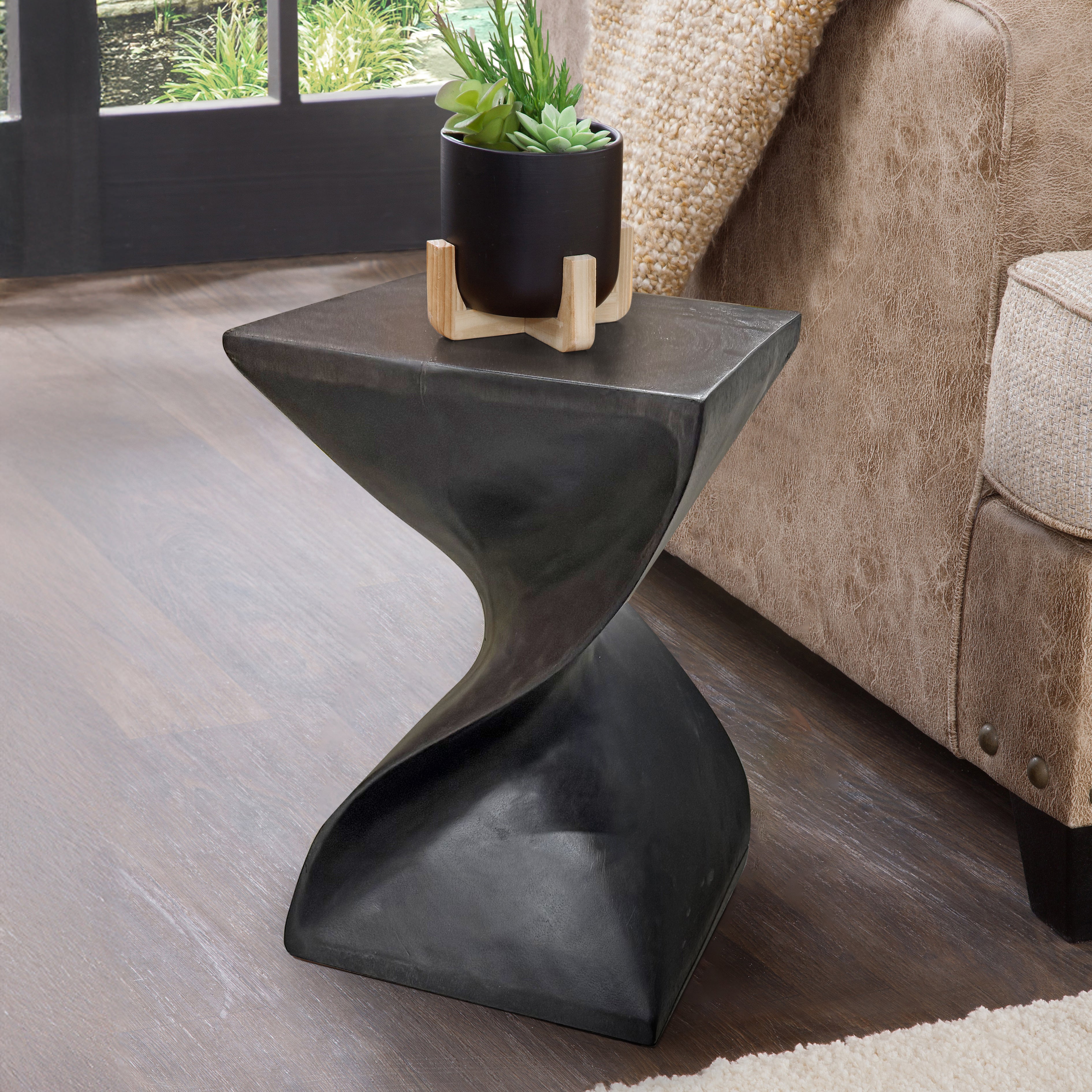 Solana Black Side Table