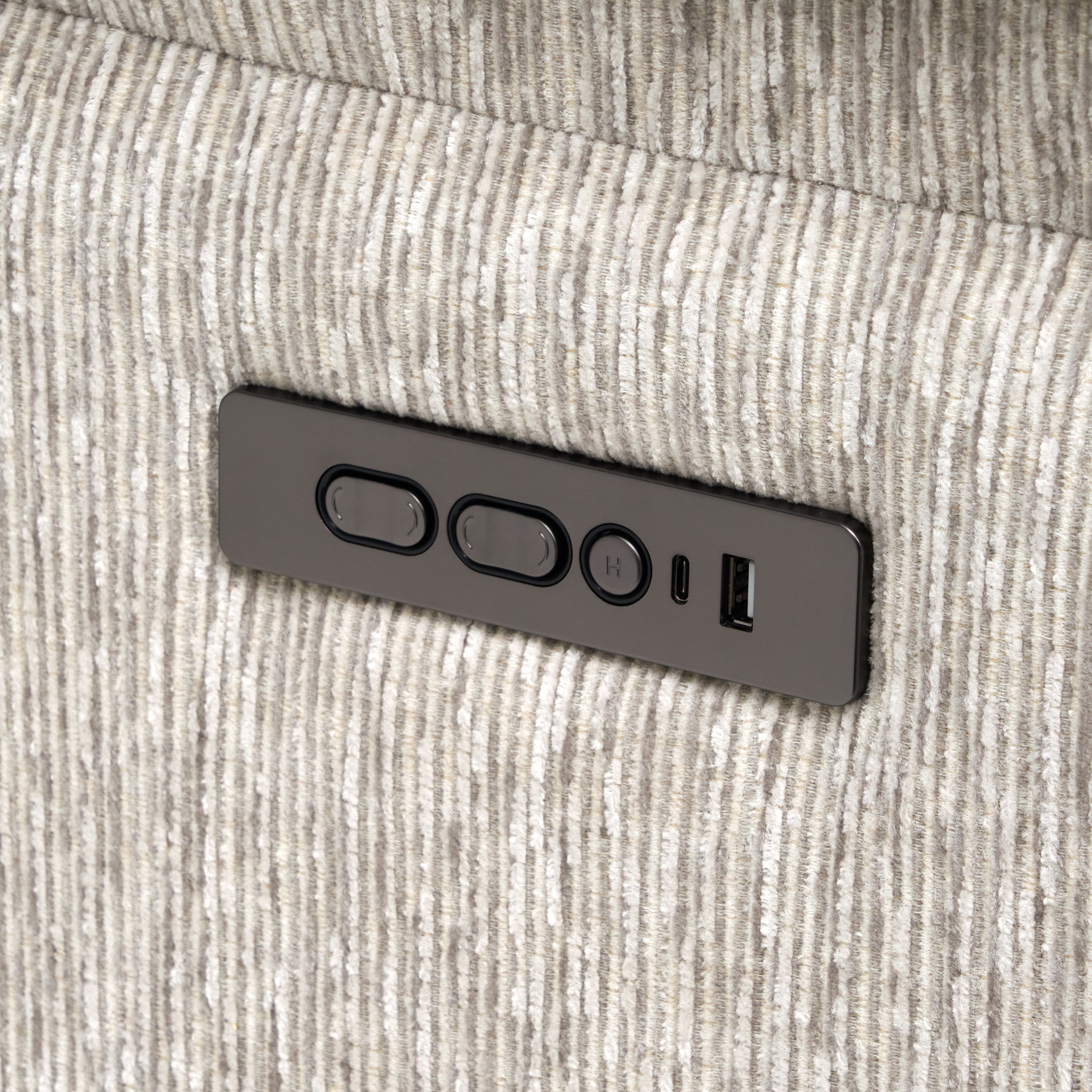 Olsen Dove Dual Power ZG Recliner