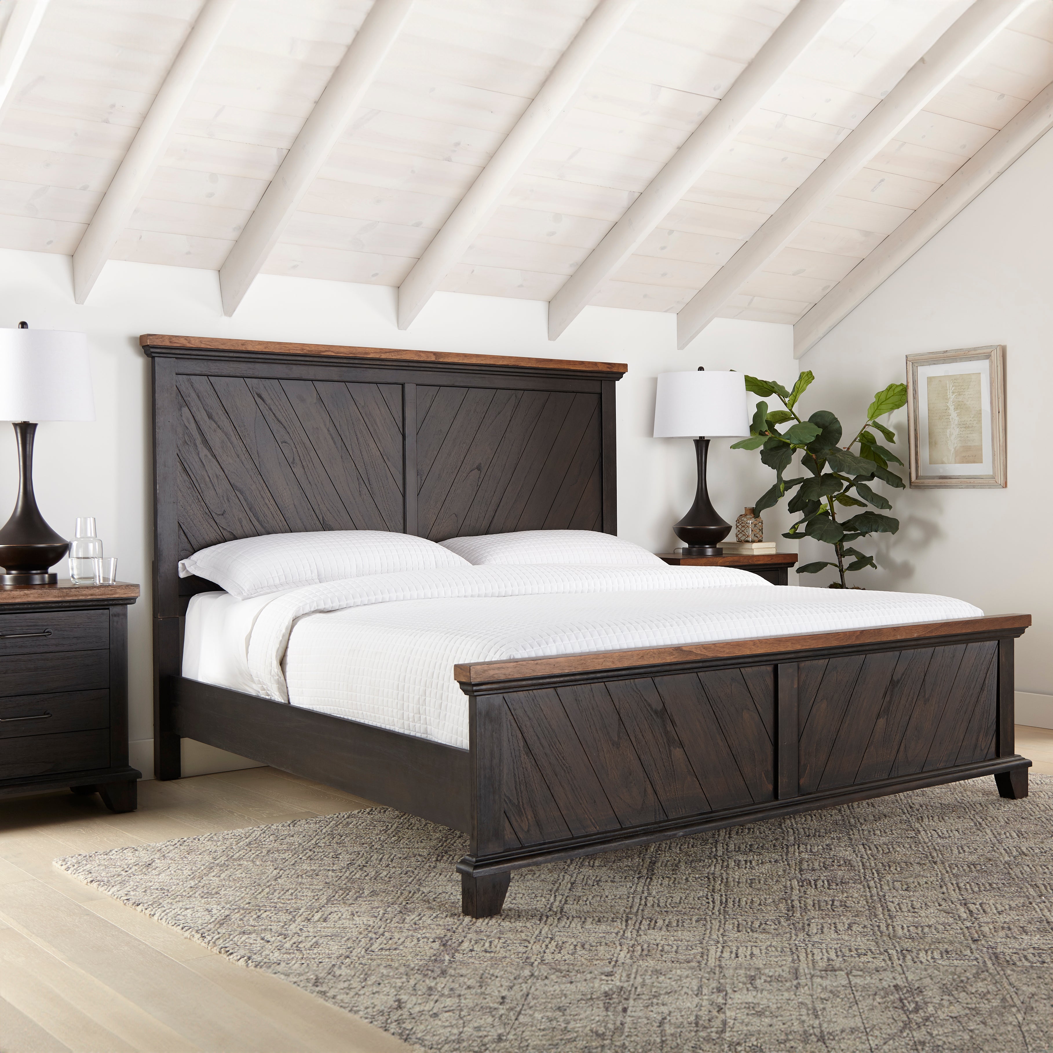Bear Creek King Bed Brown